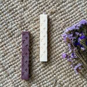 tempImageKYbUQs αρωματική λαμπάδα γνωστού οίκου μόδας